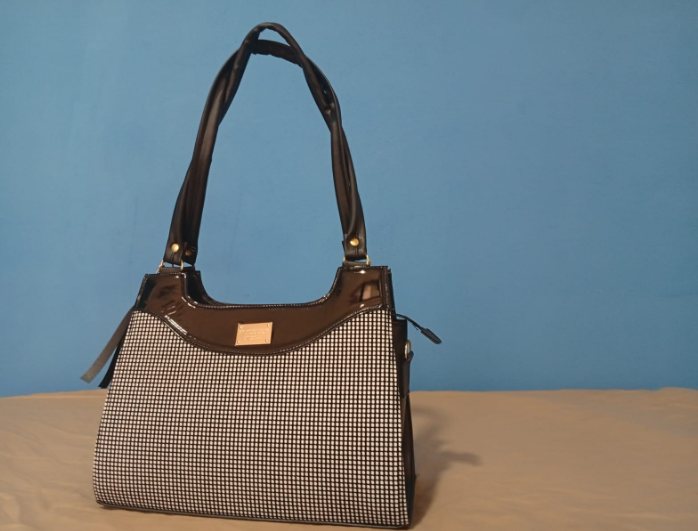 Bolso Tote "Monochrome Grid"