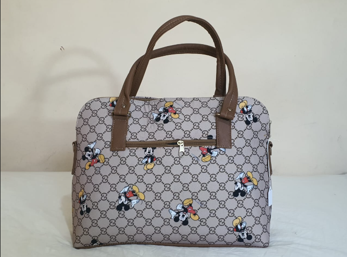 BOLSO CON ESTAMPADO DE MIKEY MOUSE