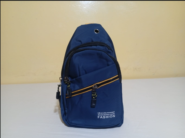 mariconera azul