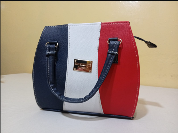 Bolso cross body compacto